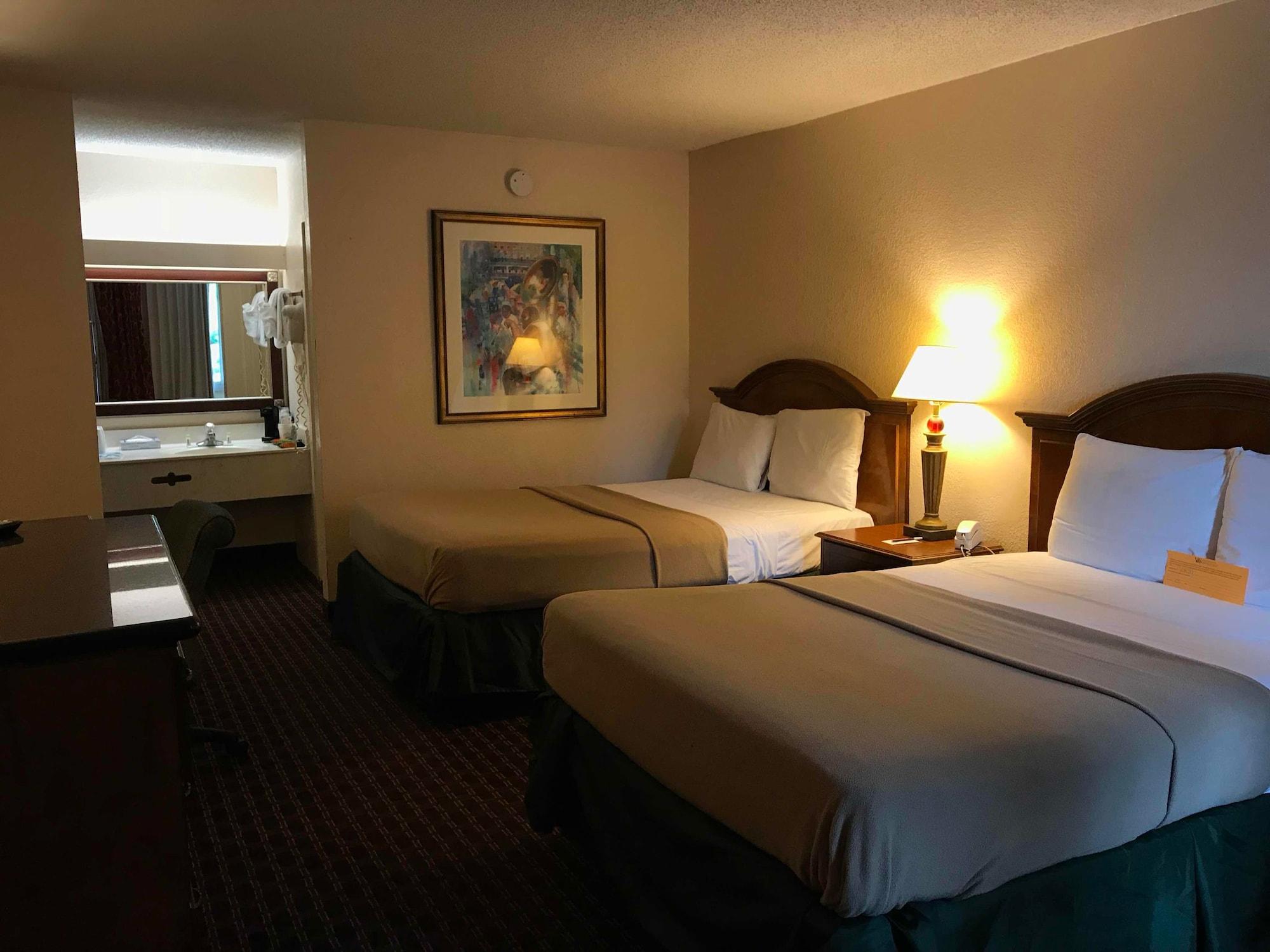 Quality Inn Tampa Lake Magdalene Zewnętrze zdjęcie