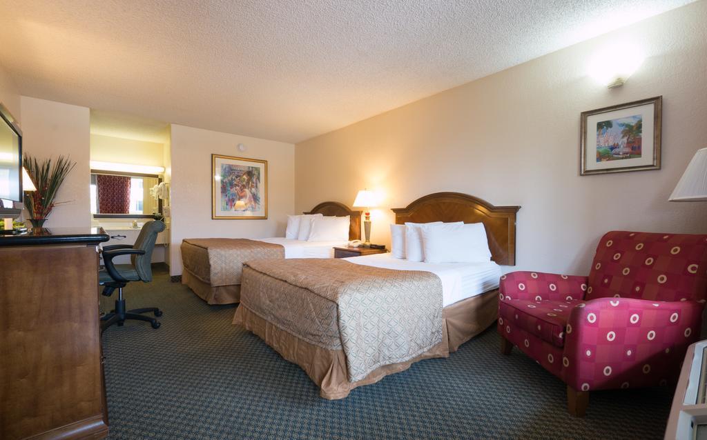 Quality Inn Tampa Lake Magdalene Zewnętrze zdjęcie