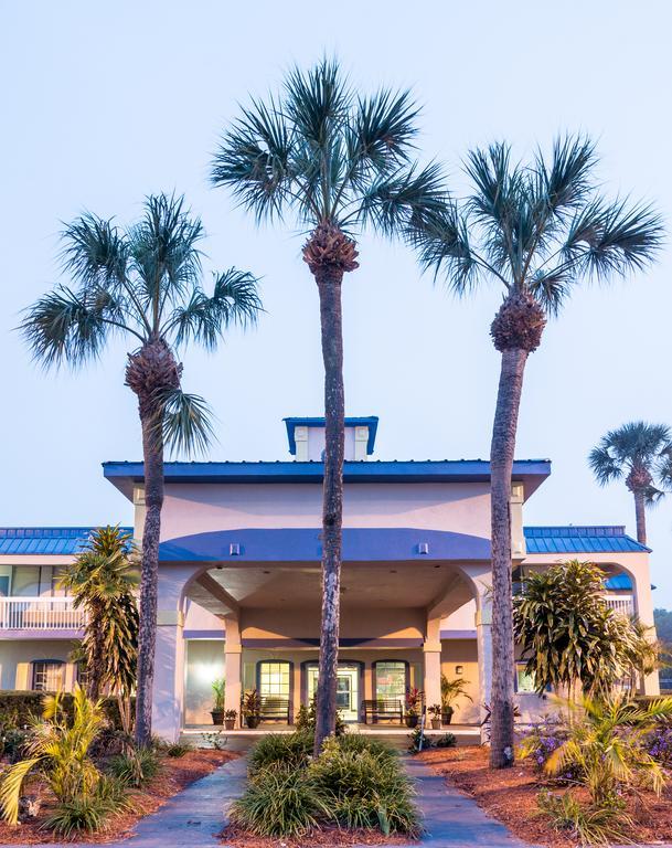 Quality Inn Tampa Lake Magdalene Zewnętrze zdjęcie