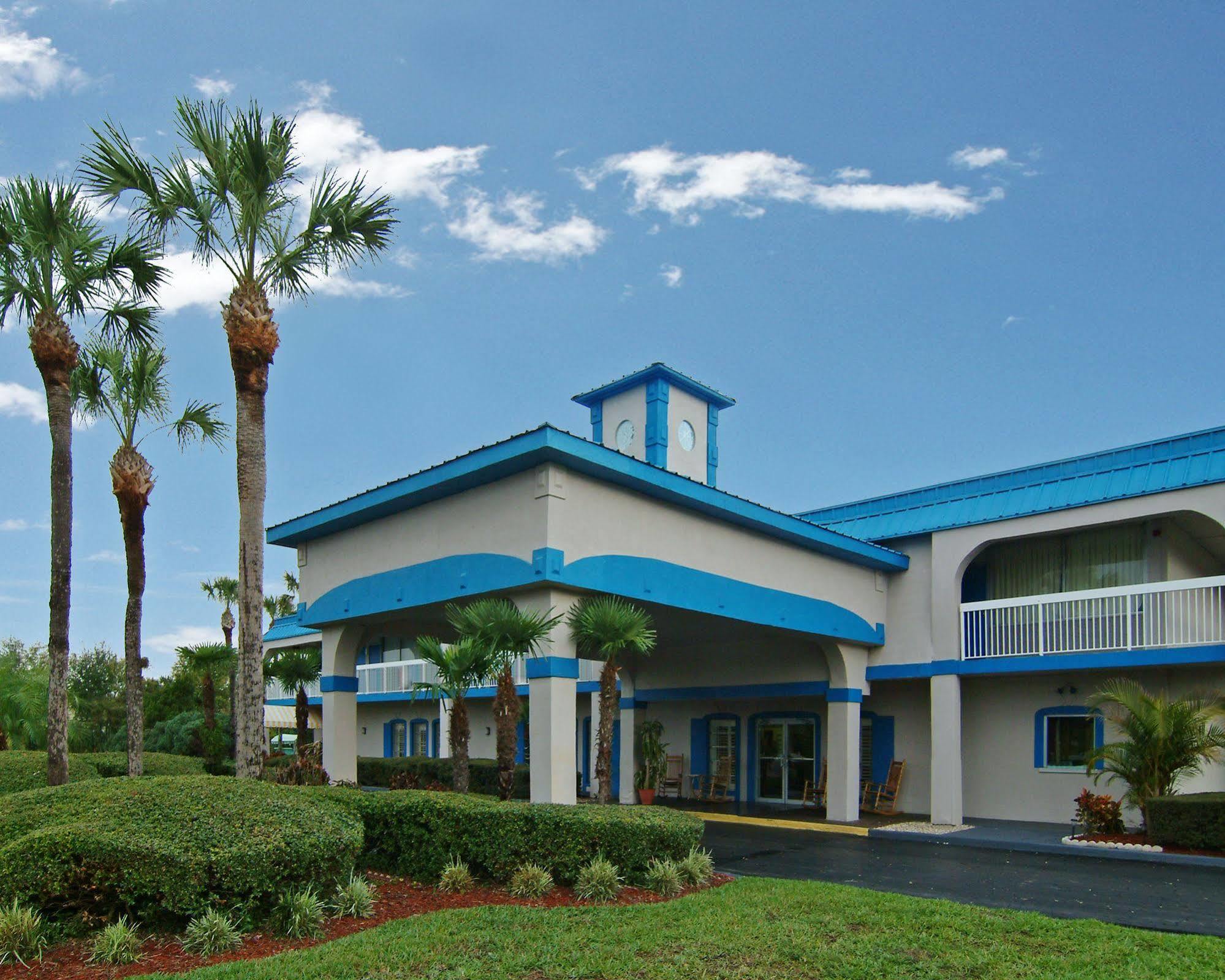 Quality Inn Tampa Lake Magdalene Zewnętrze zdjęcie